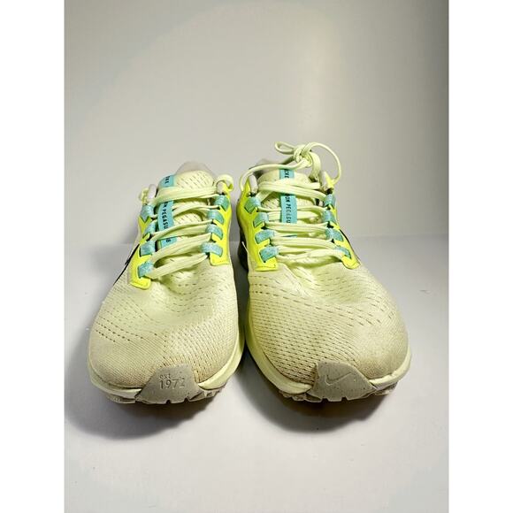 Nike Air Zoom Pegasus 38 Women’s Running Shoes Size 9 Pale Yellow Teal Black - Picture 3 of 8
